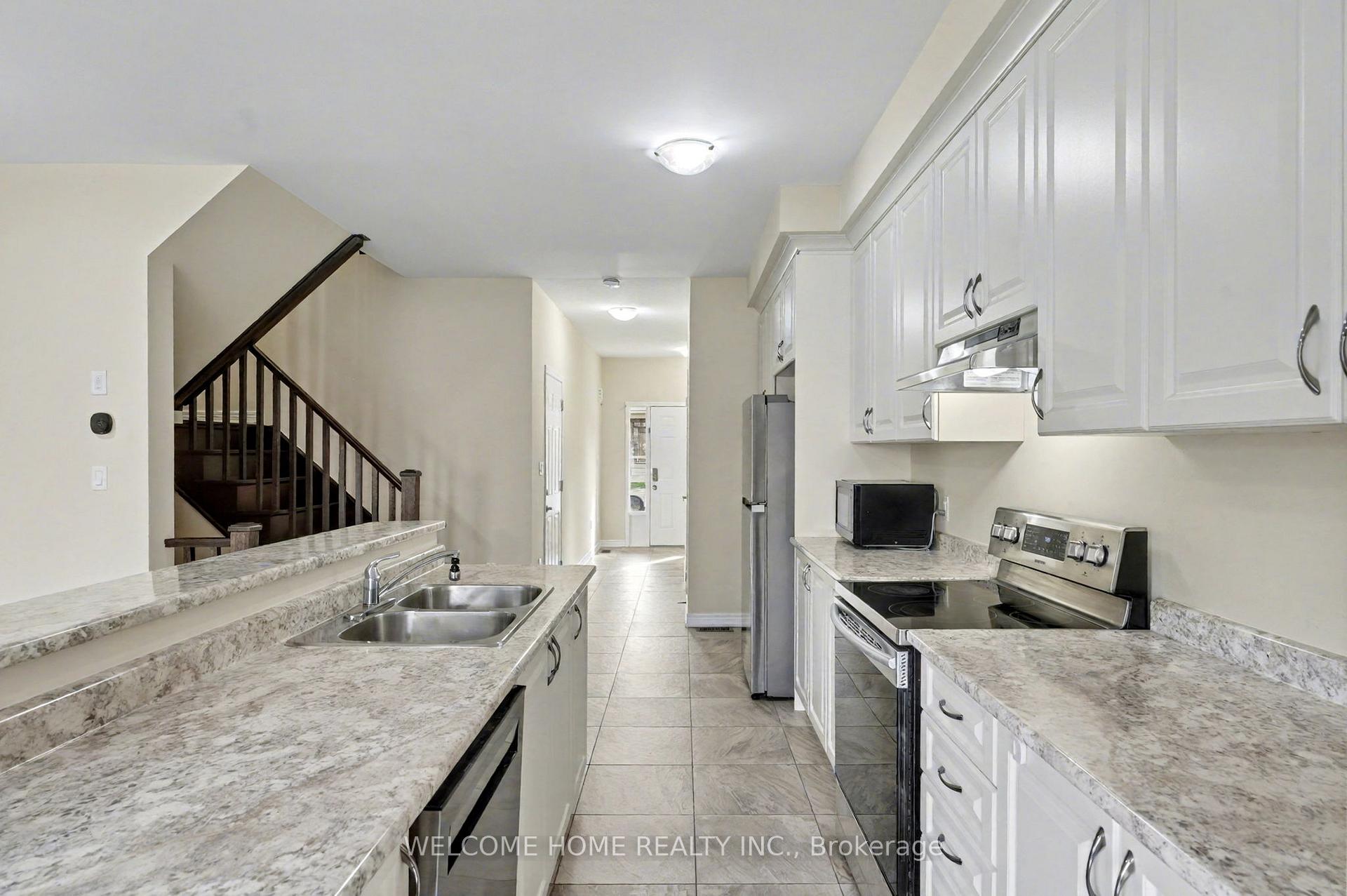 Photo 12 of 65 Bradbury Road, Hamilton, Stoney Creek Mountain — HOMEH