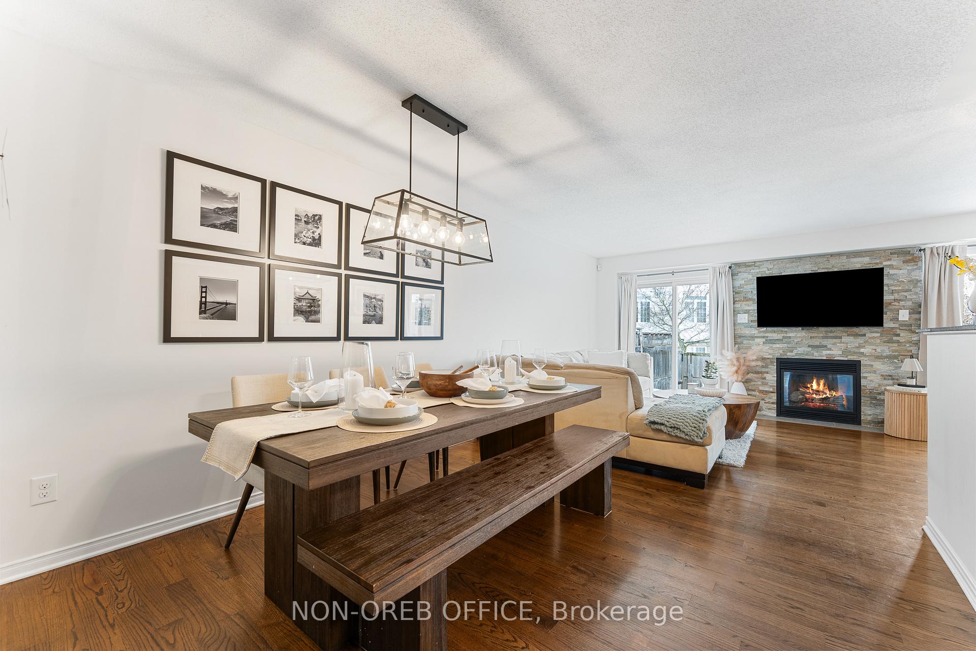Photo 6 of 202 Arrita Street, Ottawa, Kanata - Emerald Meadows/Trailwest — HOMEH