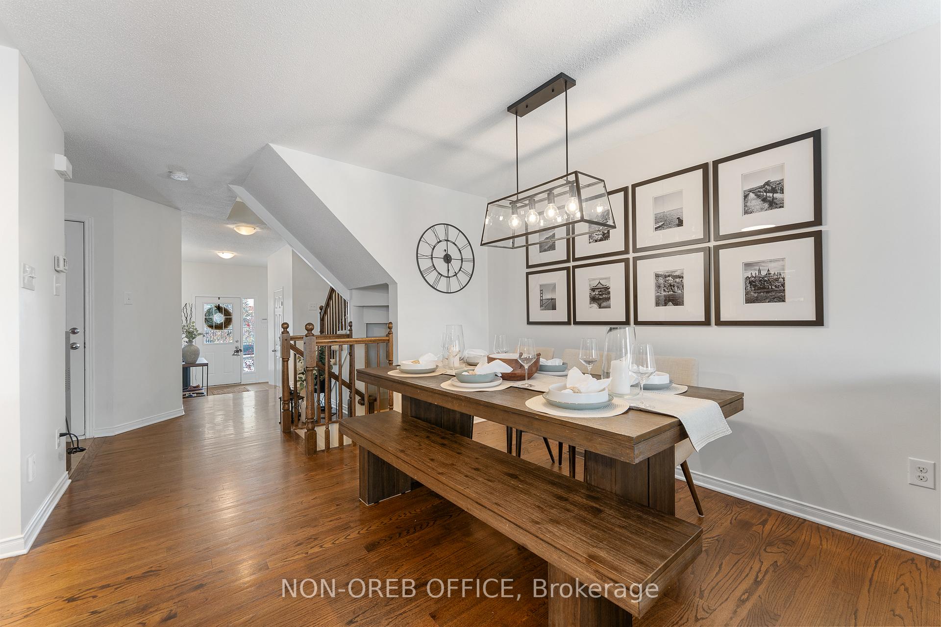 Photo 7 of 202 Arrita Street, Ottawa, Kanata - Emerald Meadows/Trailwest — HOMEH