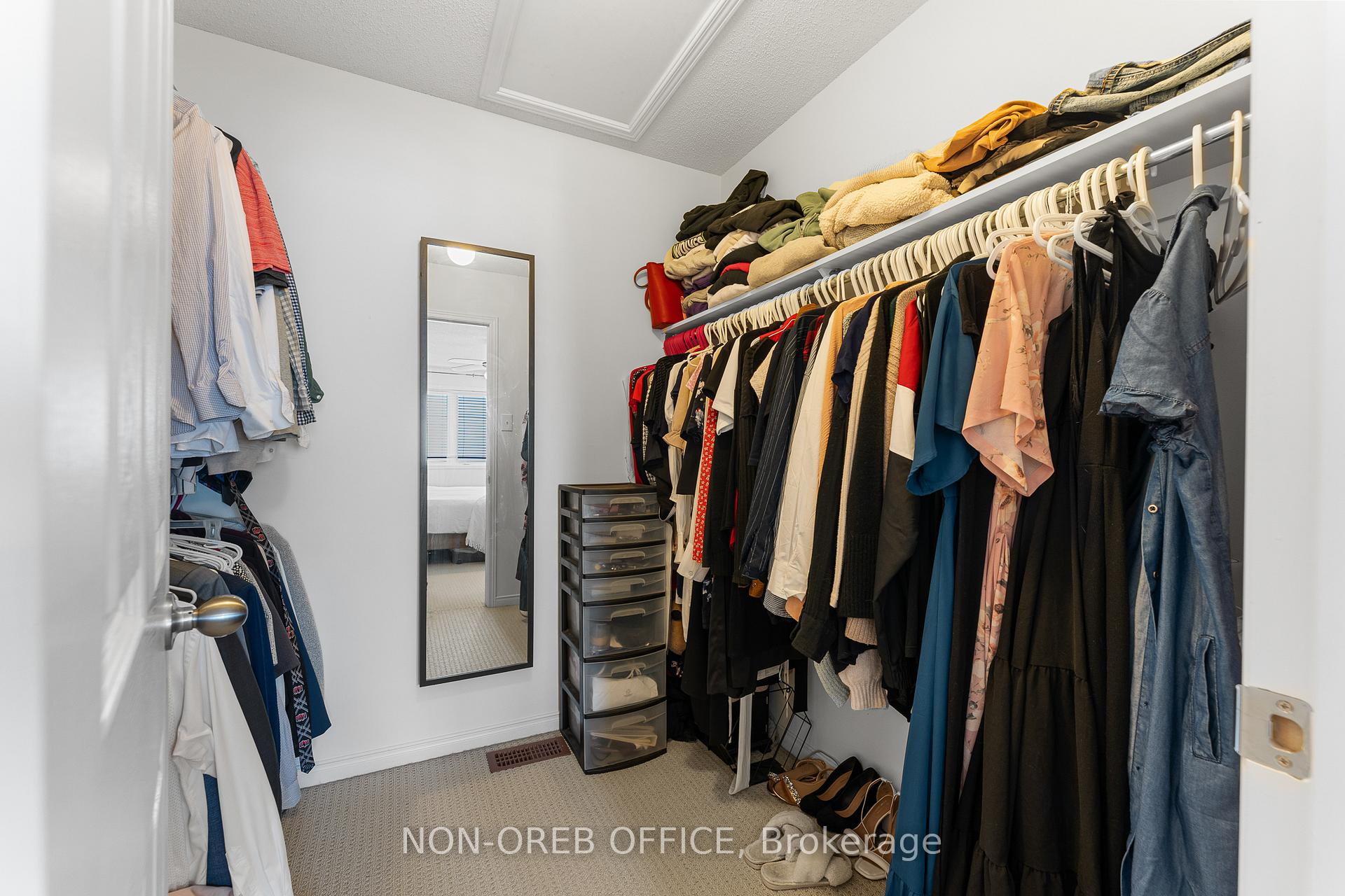 Photo 25 of 202 Arrita Street, Ottawa, Kanata - Emerald Meadows/Trailwest — HOMEH