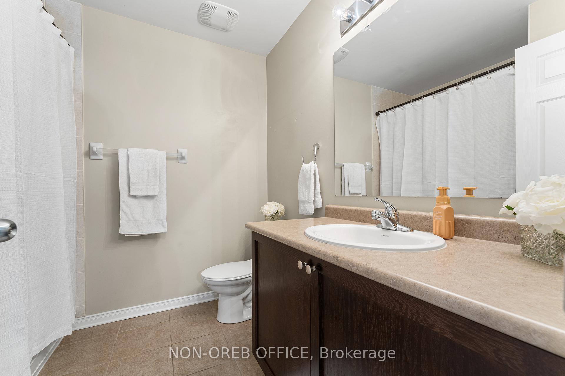 Photo 32 of 202 Arrita Street, Ottawa, Kanata - Emerald Meadows/Trailwest — HOMEH