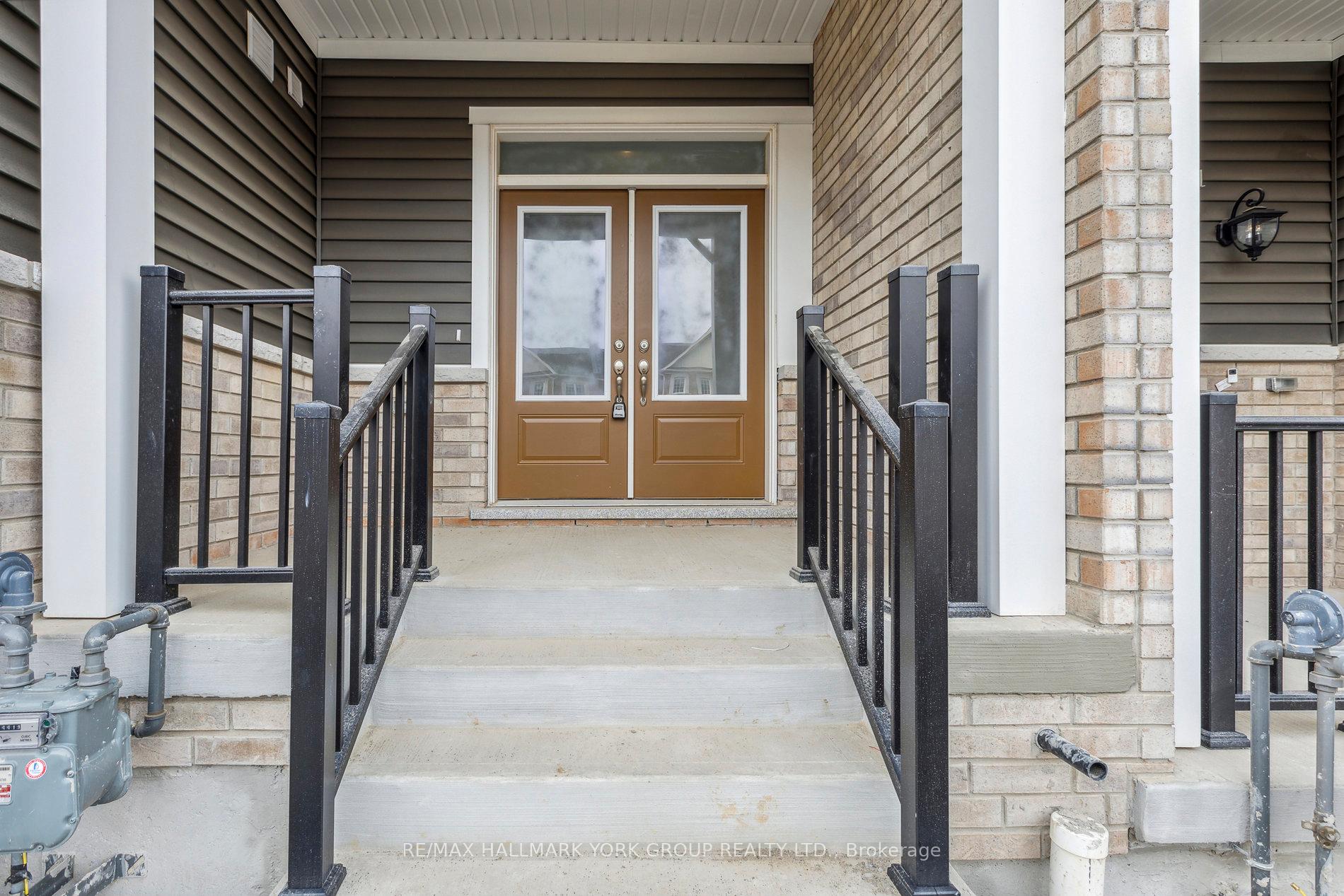 Photo 2 of 54 Histand Trail, Kitchener — HOMEH