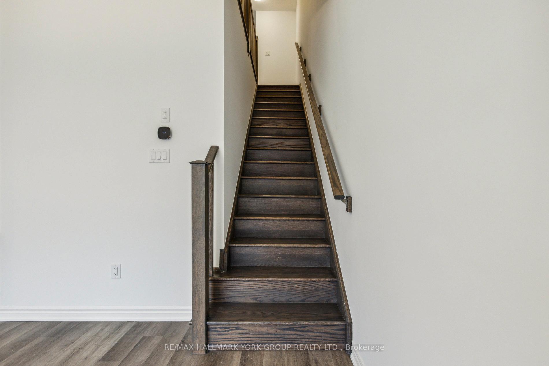Photo 14 of 54 Histand Trail, Kitchener — HOMEH