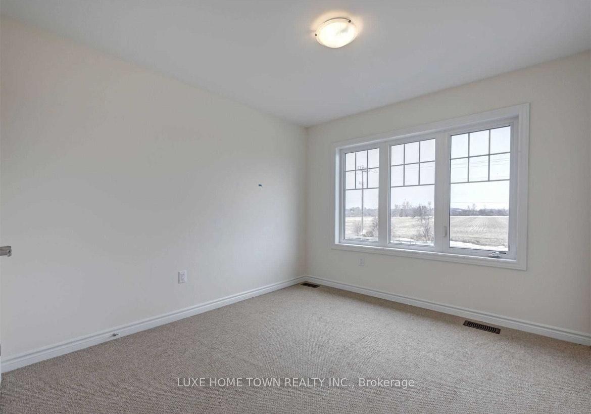 Photo 12 of 2227 Grainger Loop, Innisfil, Alcona — HOMEH