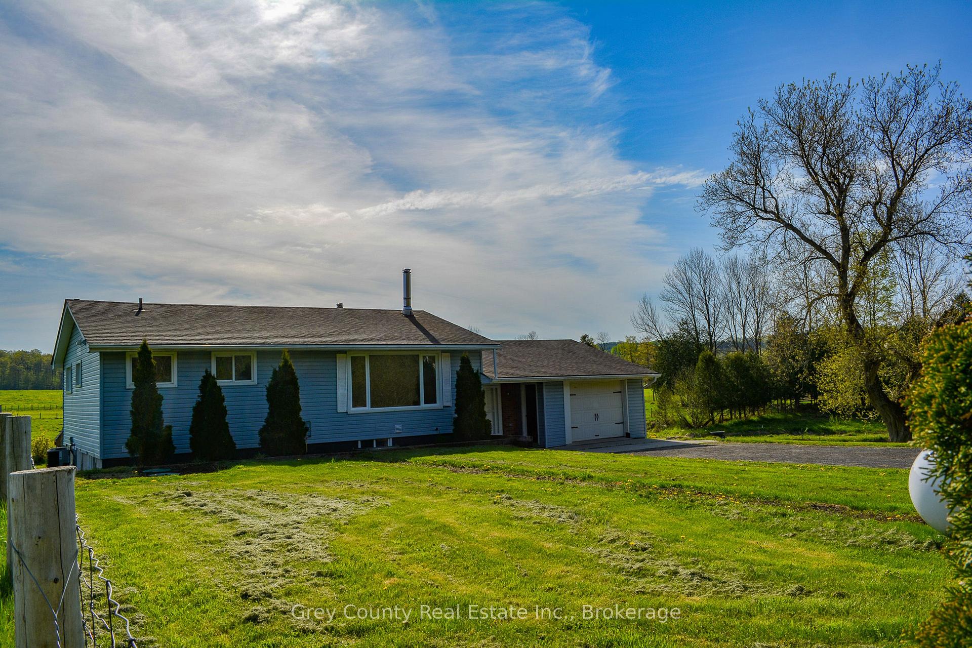 Photo 4 of 617159 Grey Road 29, Meaford — HOMEH