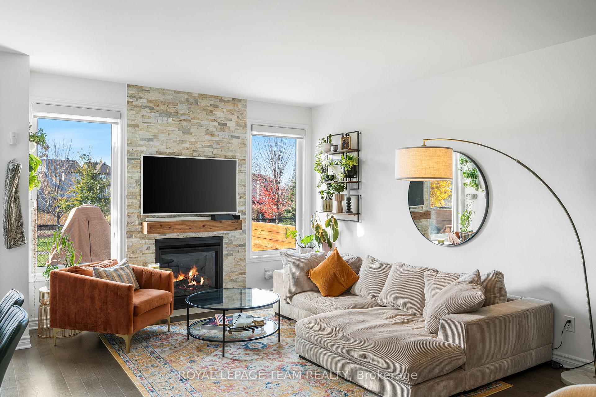 Photo 12 of 200 Akerson Road, Ottawa, Kanata - Emerald Meadows/Trailwest — HOMEH