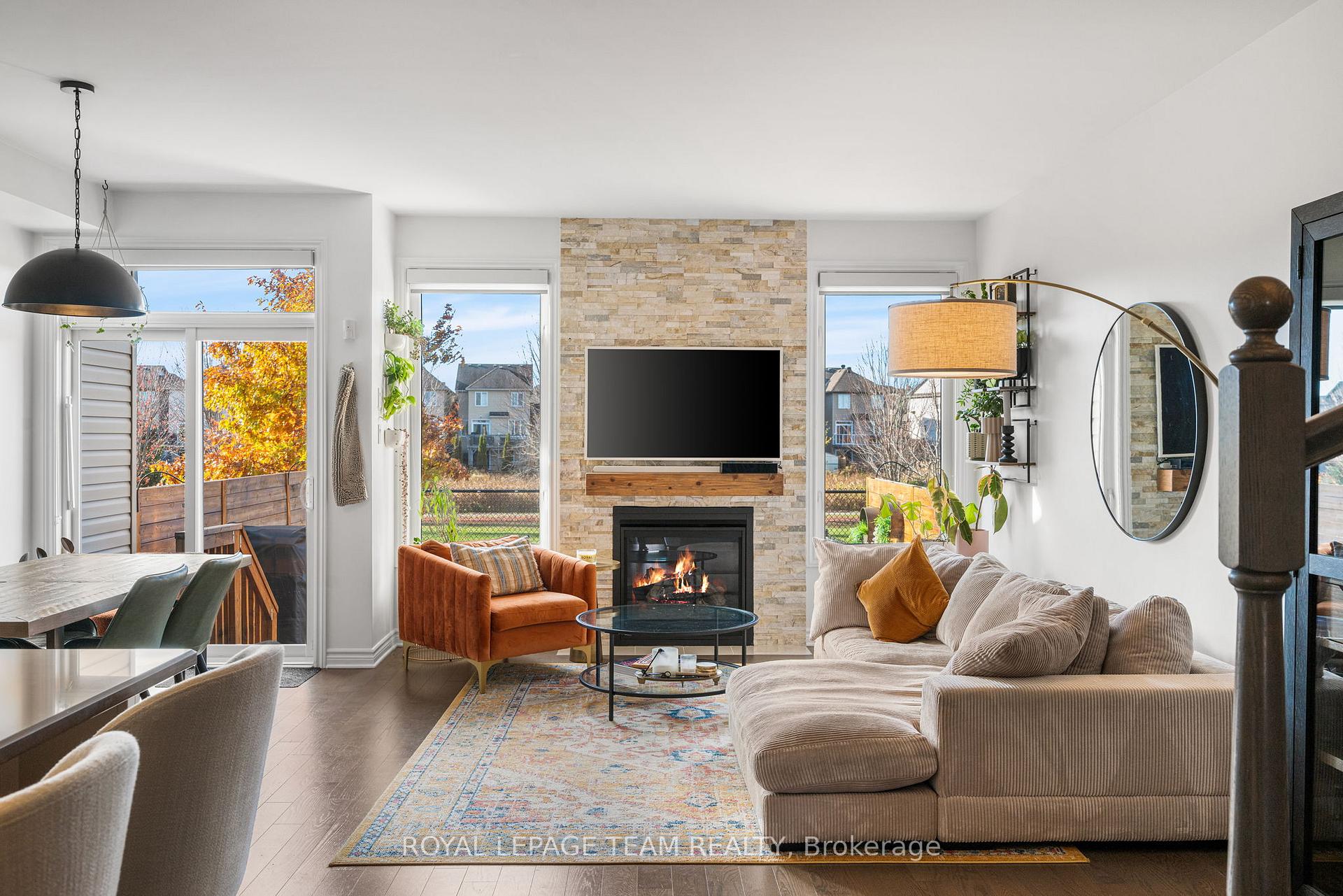 Photo 13 of 200 Akerson Road, Ottawa, Kanata - Emerald Meadows/Trailwest — HOMEH