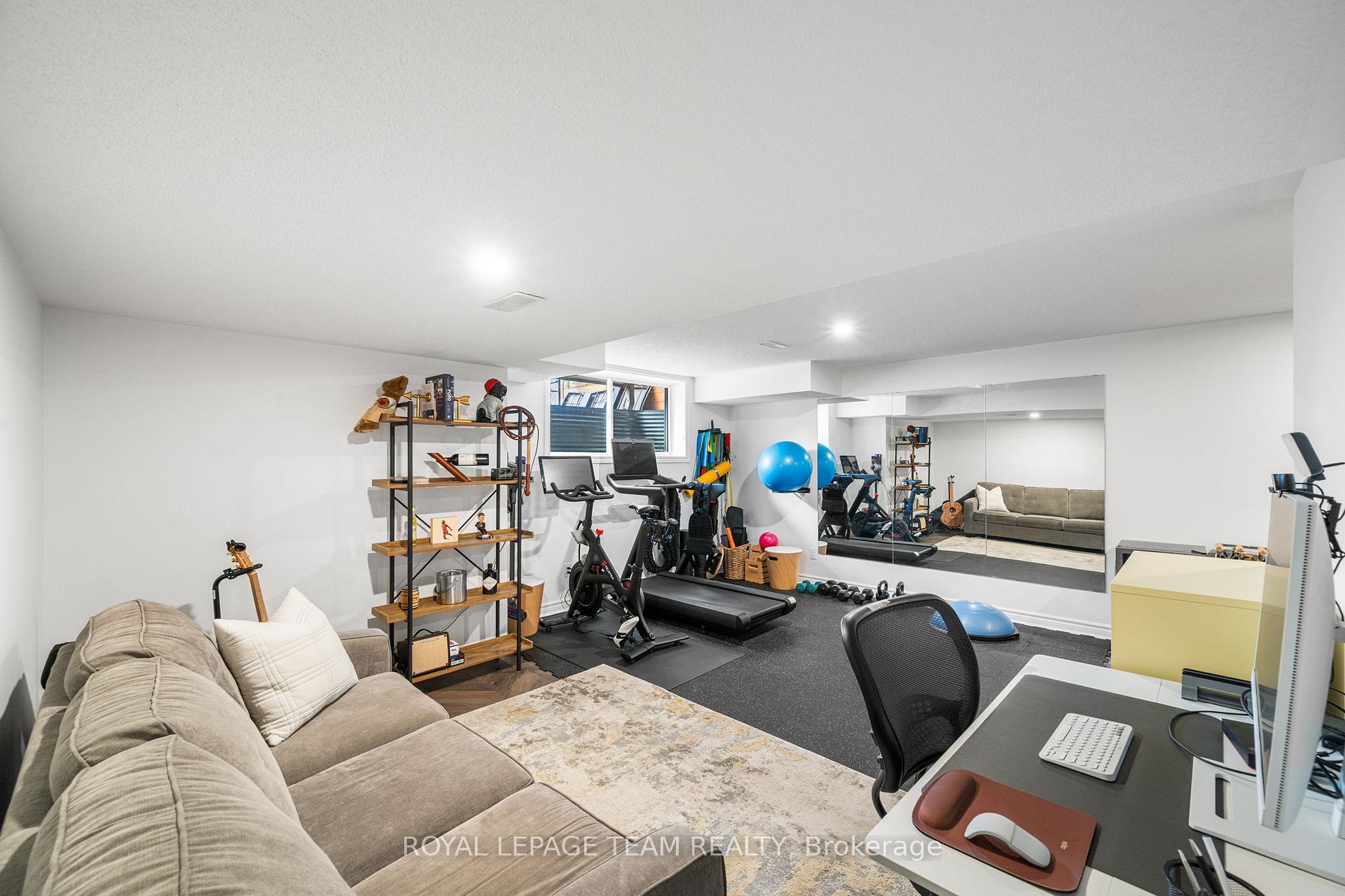 Photo 35 of 200 Akerson Road, Ottawa, Kanata - Emerald Meadows/Trailwest — HOMEH