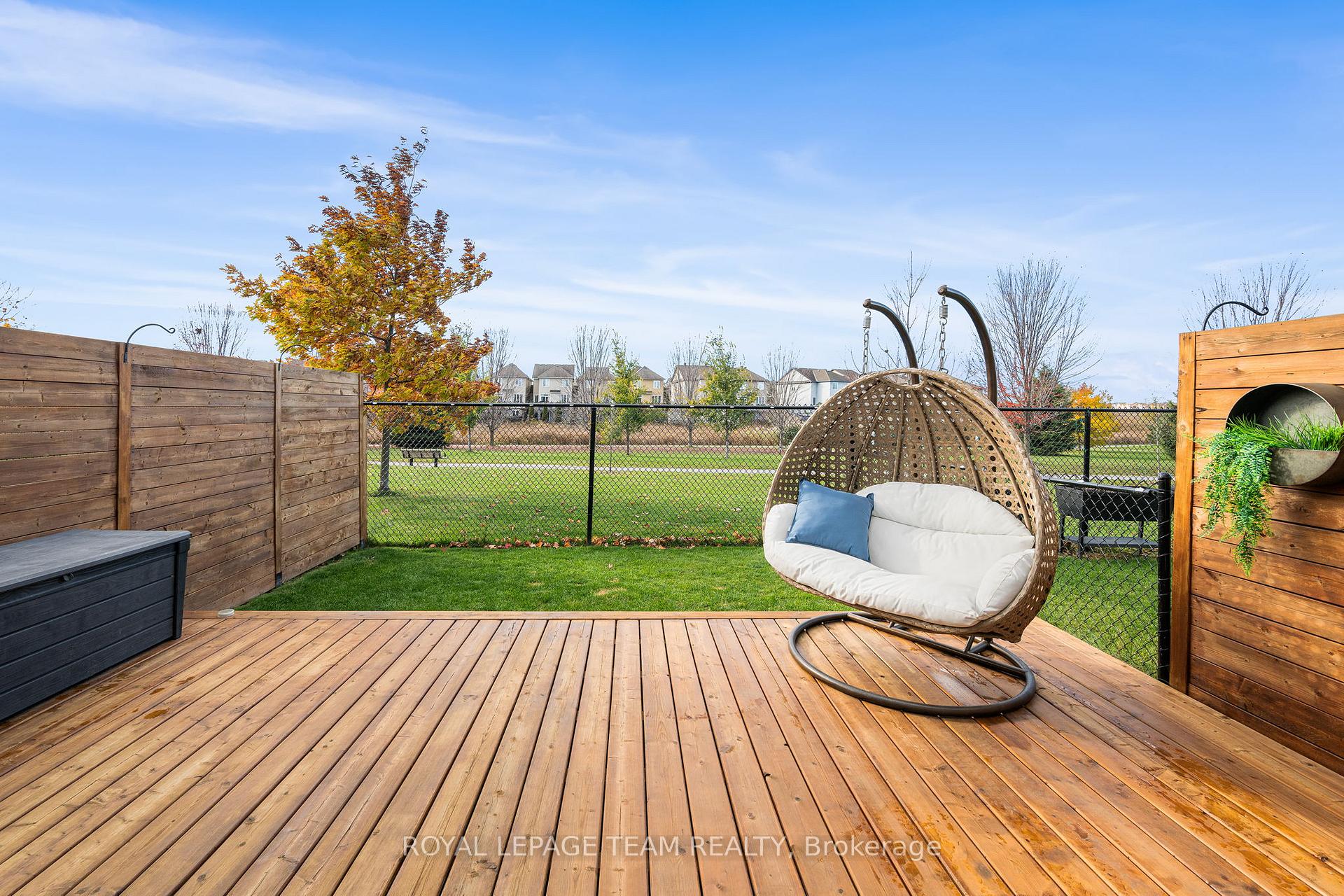Photo 37 of 200 Akerson Road, Ottawa, Kanata - Emerald Meadows/Trailwest — HOMEH
