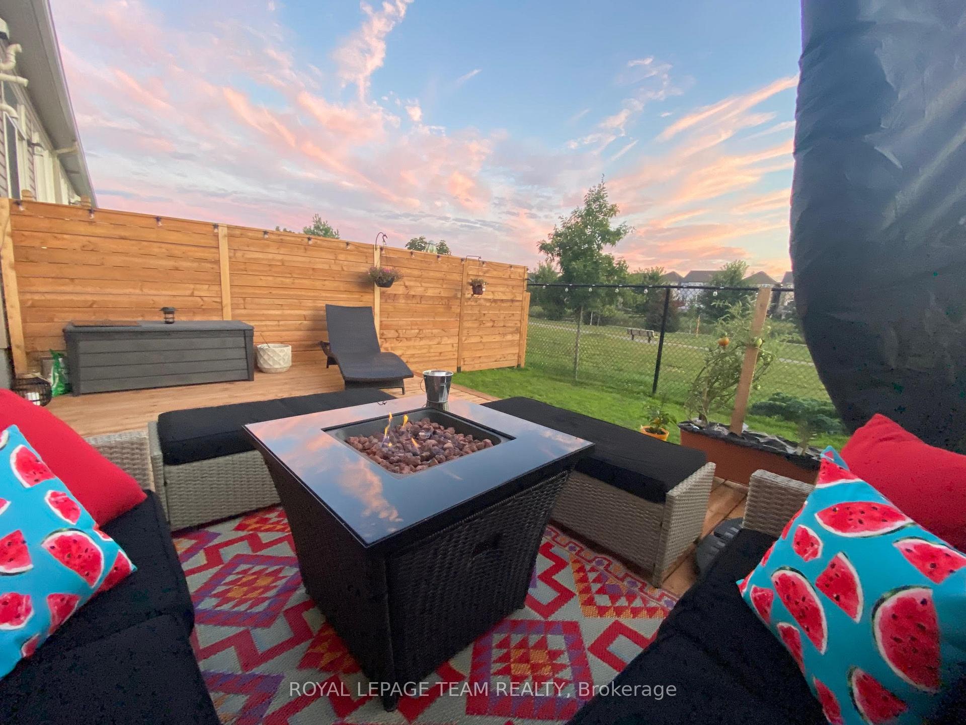 Photo 40 of 200 Akerson Road, Ottawa, Kanata - Emerald Meadows/Trailwest — HOMEH