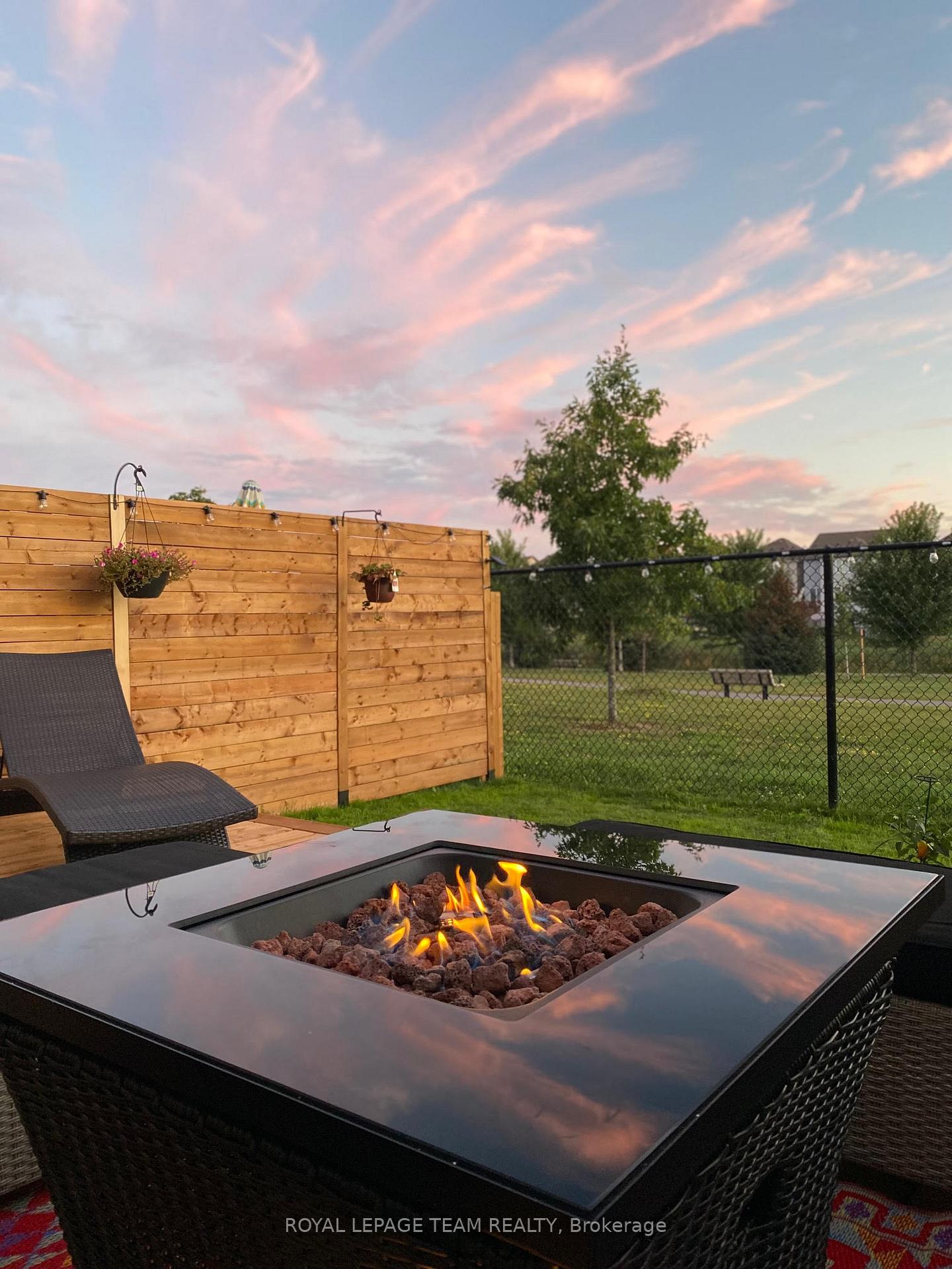 Photo 41 of 200 Akerson Road, Ottawa, Kanata - Emerald Meadows/Trailwest — HOMEH