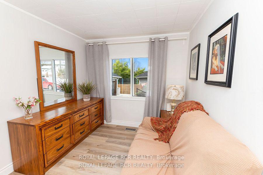 Photo 13 of 1526 Houston Avenue, Innisfil, Alcona — HOMEH