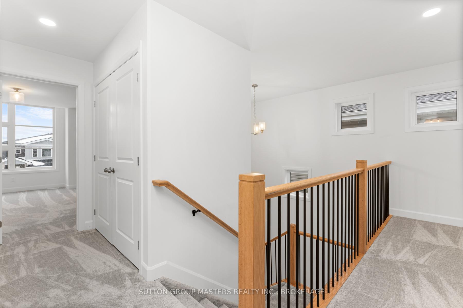 Photo 23 of 208 Superior Drive, Loyalist, Amherstview — HOMEH