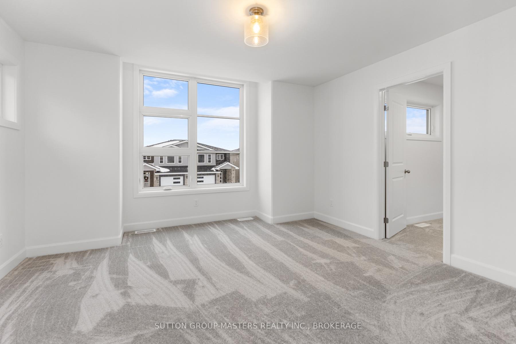 Photo 30 of 208 Superior Drive, Loyalist, Amherstview — HOMEH