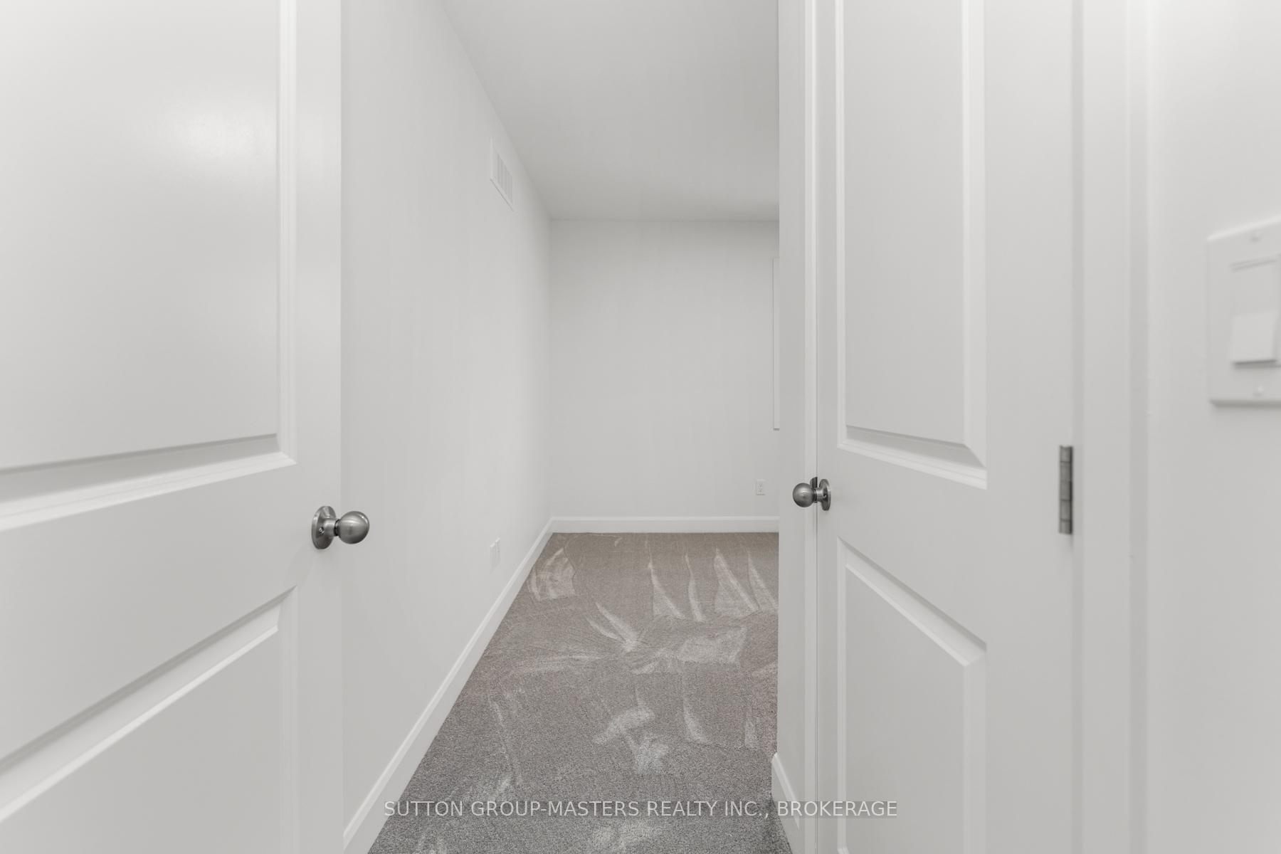 Photo 33 of 208 Superior Drive, Loyalist, Amherstview — HOMEH