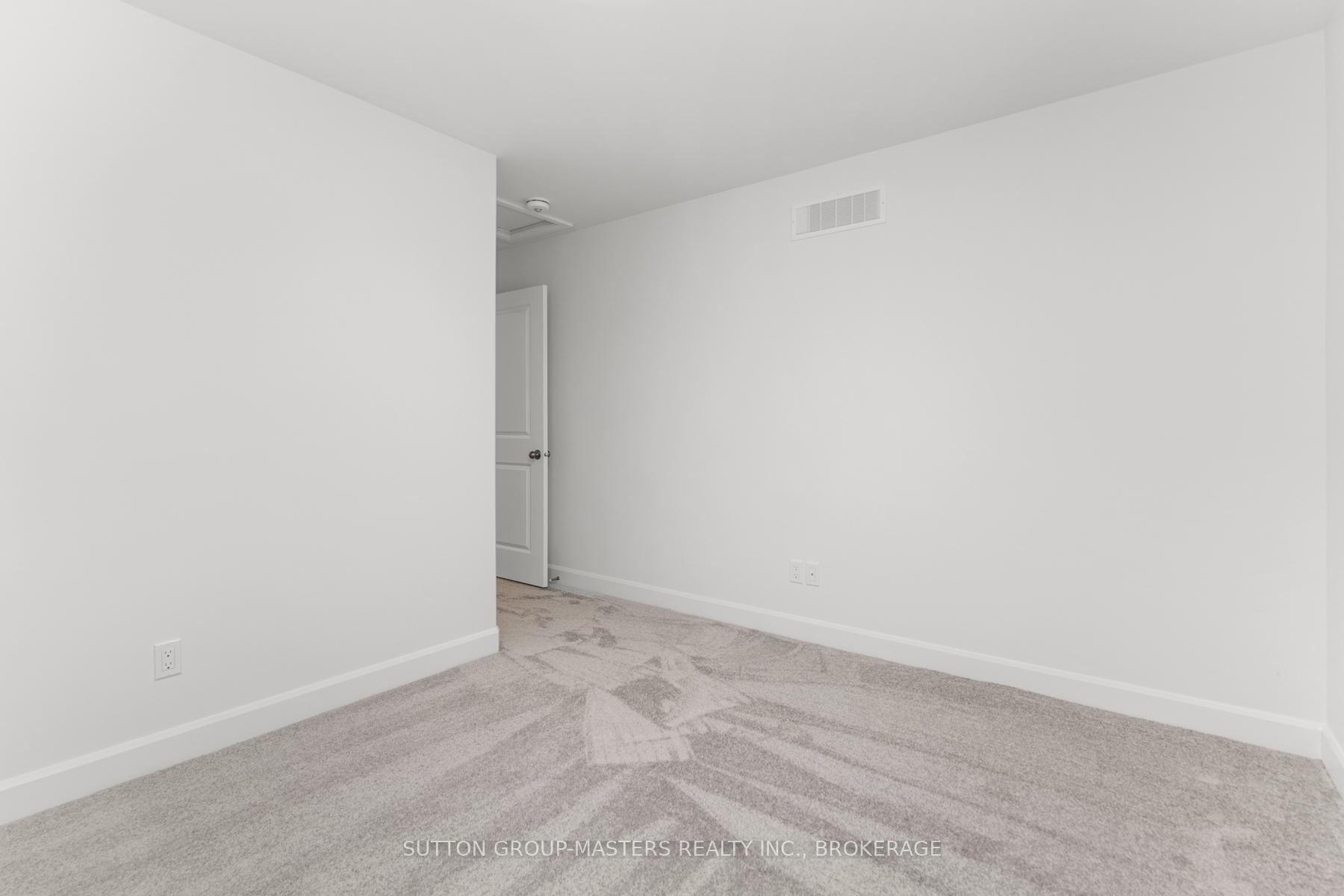 Photo 36 of 208 Superior Drive, Loyalist, Amherstview — HOMEH