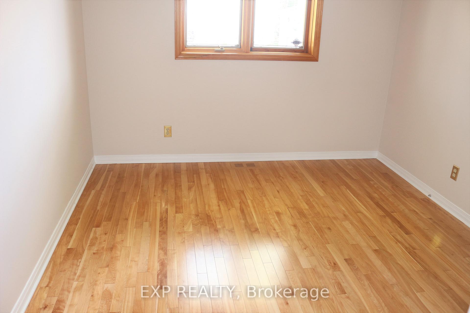 Photo 16 of 14 Black Rivers Place, Ottawa, Kanata - Bridlewood — HOMEH