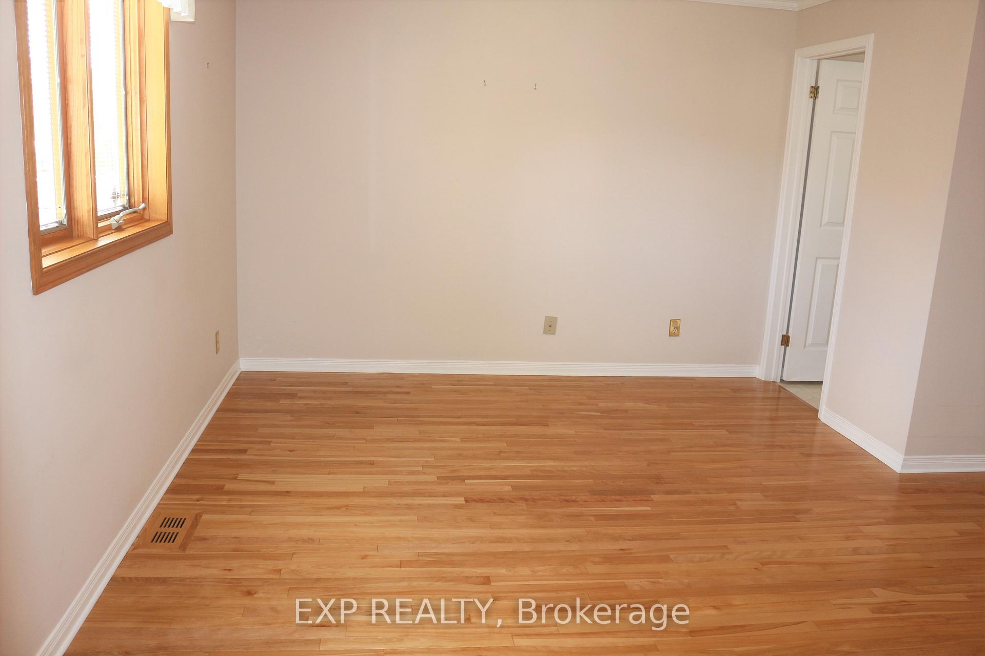 Photo 18 of 14 Black Rivers Place, Ottawa, Kanata - Bridlewood — HOMEH