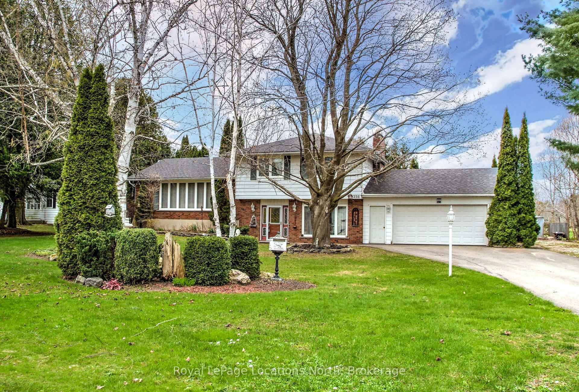 Photo 1 of 256 Union Street, Meaford — HOMEH