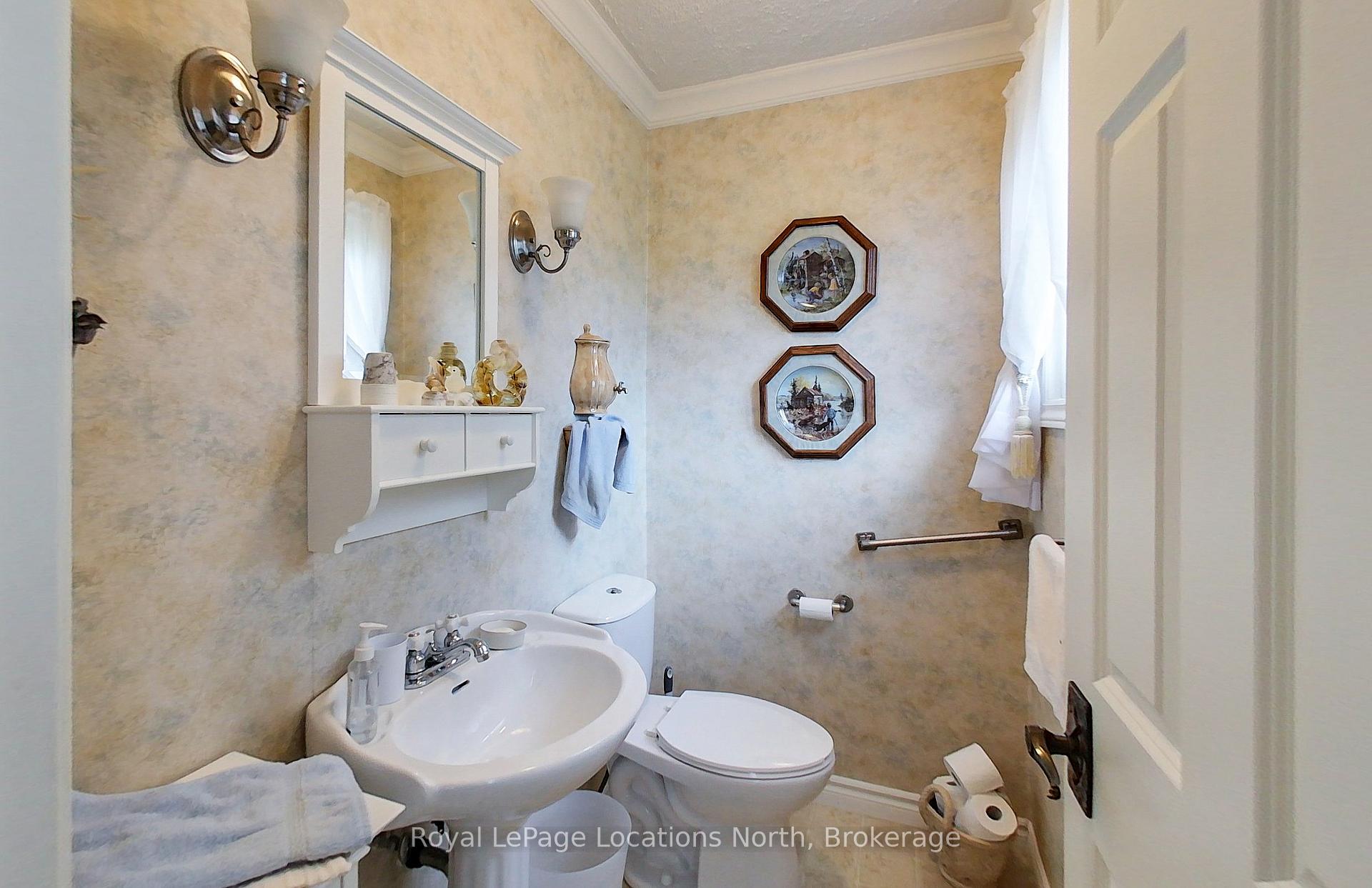 Photo 7 of 256 Union Street, Meaford — HOMEH