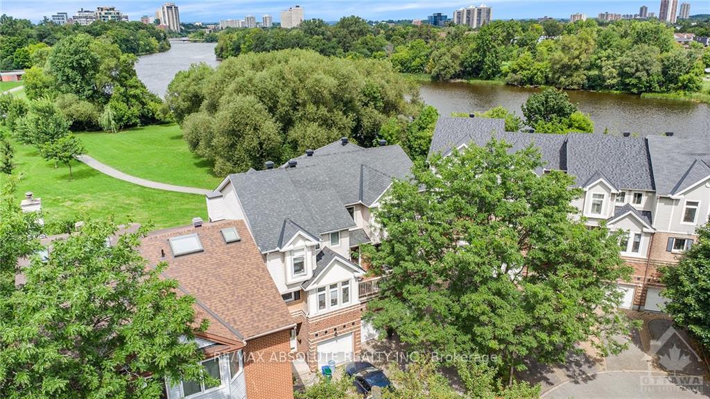 Photo 1 of 47 Robinson Avenue, Ottawa, Sandy Hill — HOMEH