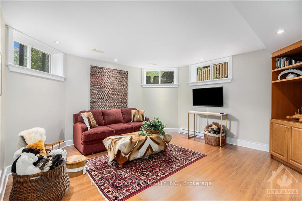 Photo 27 of 47 Robinson Avenue, Ottawa, Sandy Hill — HOMEH