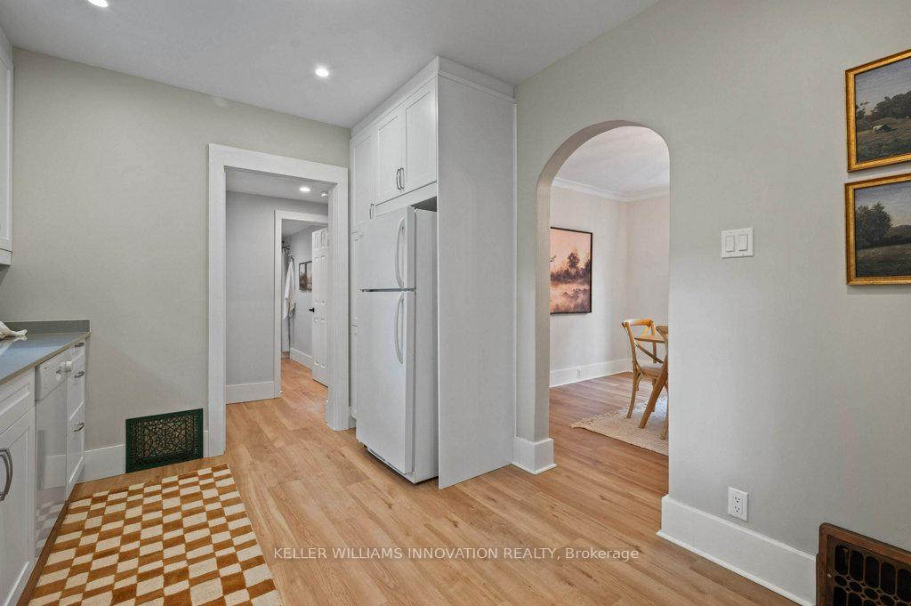 Photo 11 of 34 Stirling Avenue N, Kitchener — HOMEH