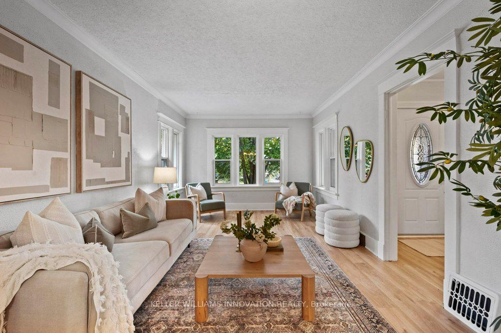 Photo 16 of 34 Stirling Avenue N, Kitchener — HOMEH
