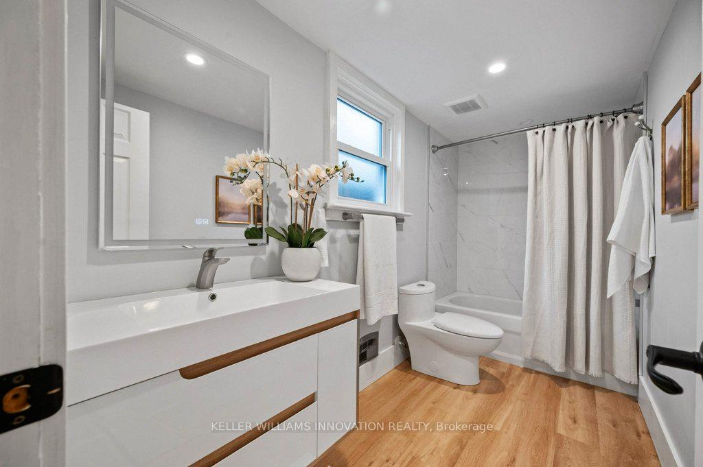 Photo 21 of 34 Stirling Avenue N, Kitchener — HOMEH