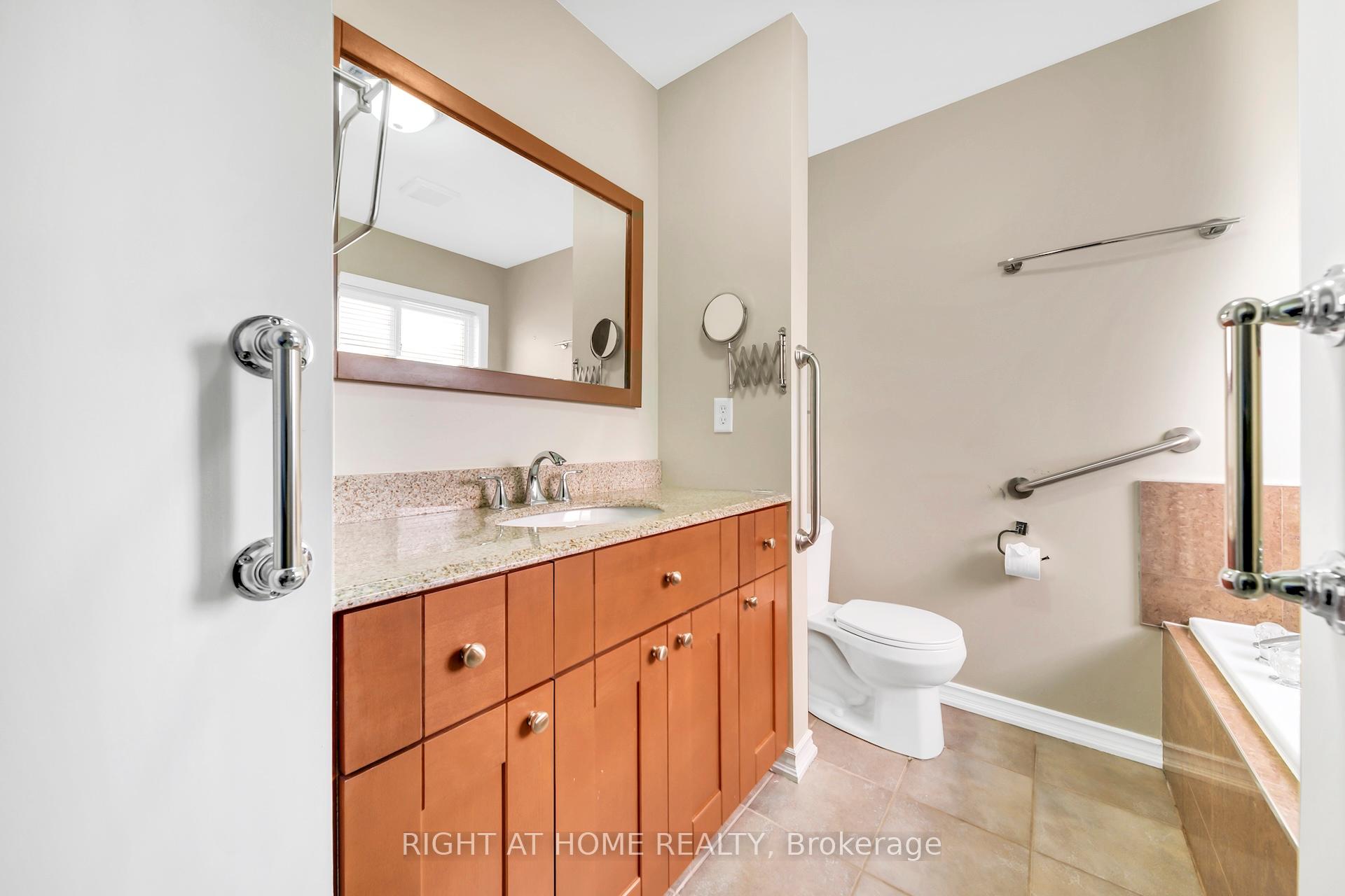 Photo 10 of 2069 Wilson Street, Innisfil, Alcona — HOMEH