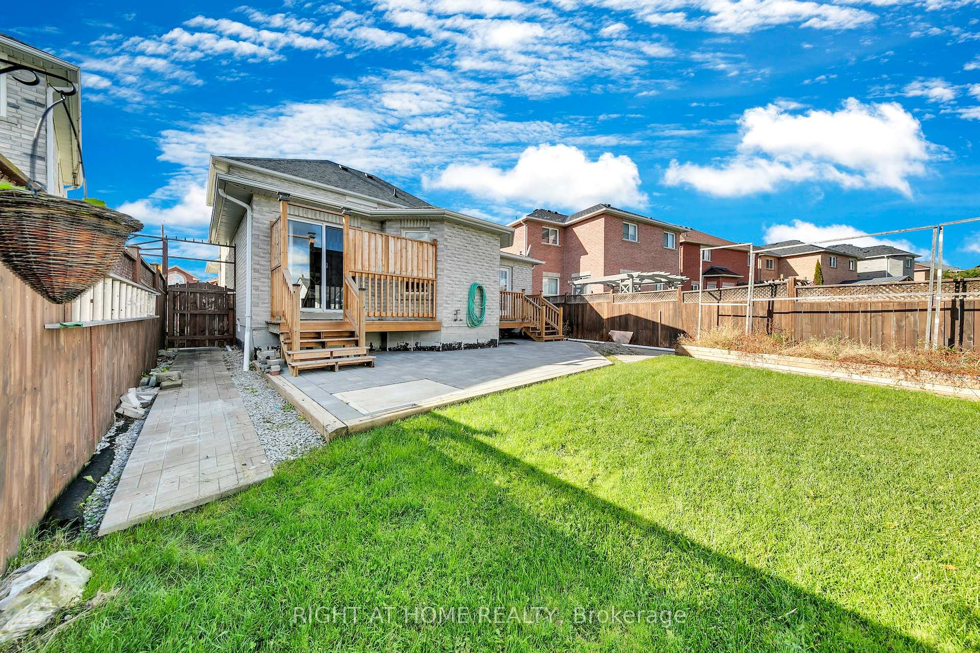 Photo 49 of 2069 Wilson Street, Innisfil, Alcona — HOMEH