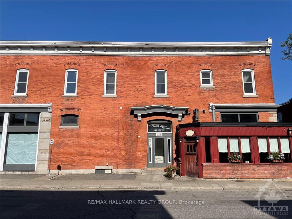 Front of Unit 1, 135 Murray Street