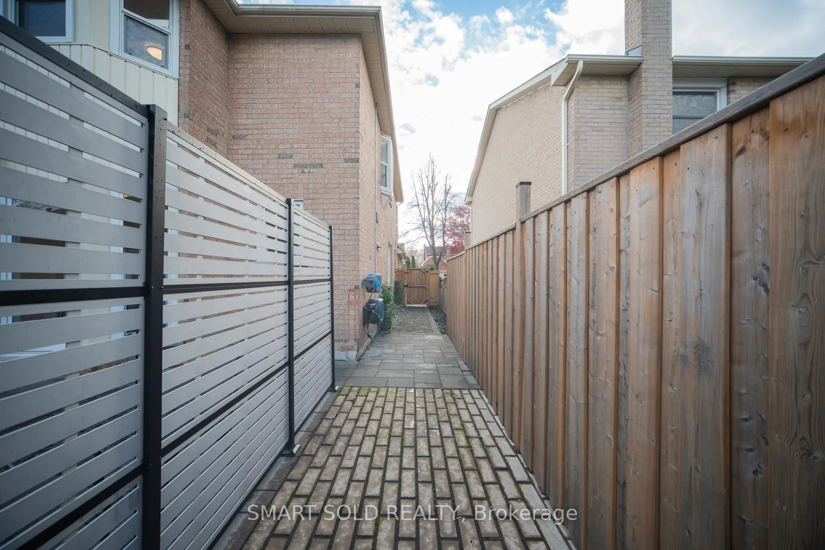 Photo 3 of 36 Stanford Road, Markham, Unionville — HOMEH