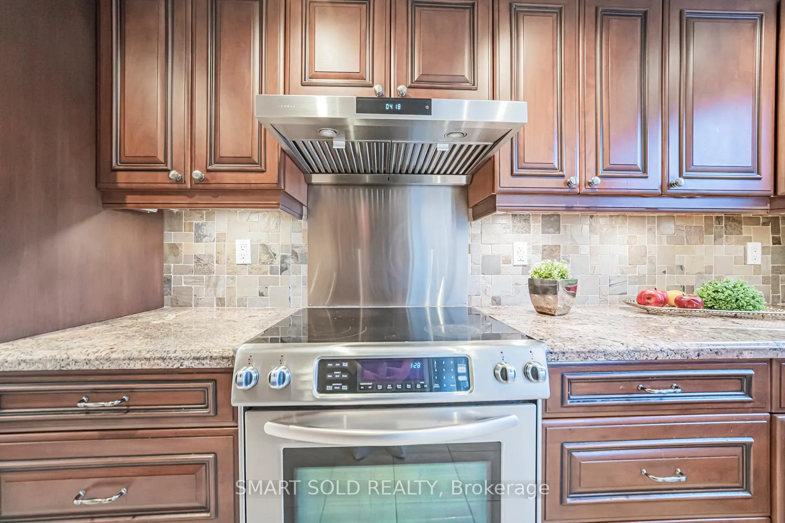 Photo 18 of 36 Stanford Road, Markham, Unionville — HOMEH