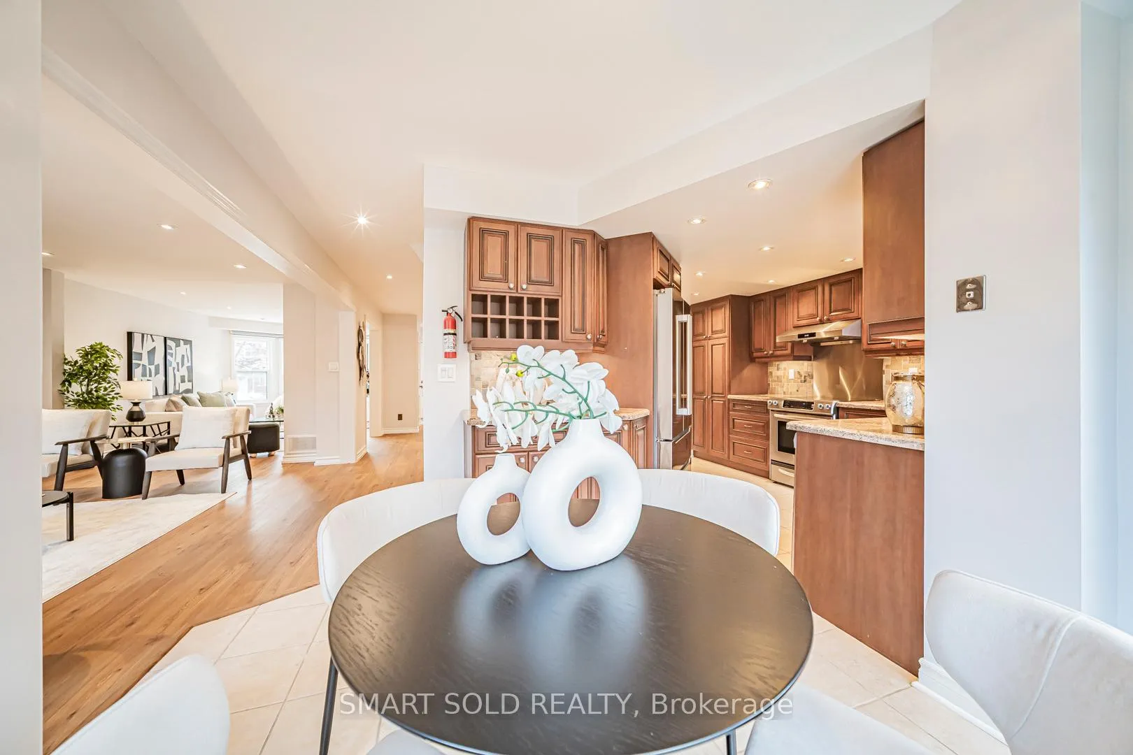 Photo 22 of 36 Stanford Road, Markham, Unionville — HOMEH
