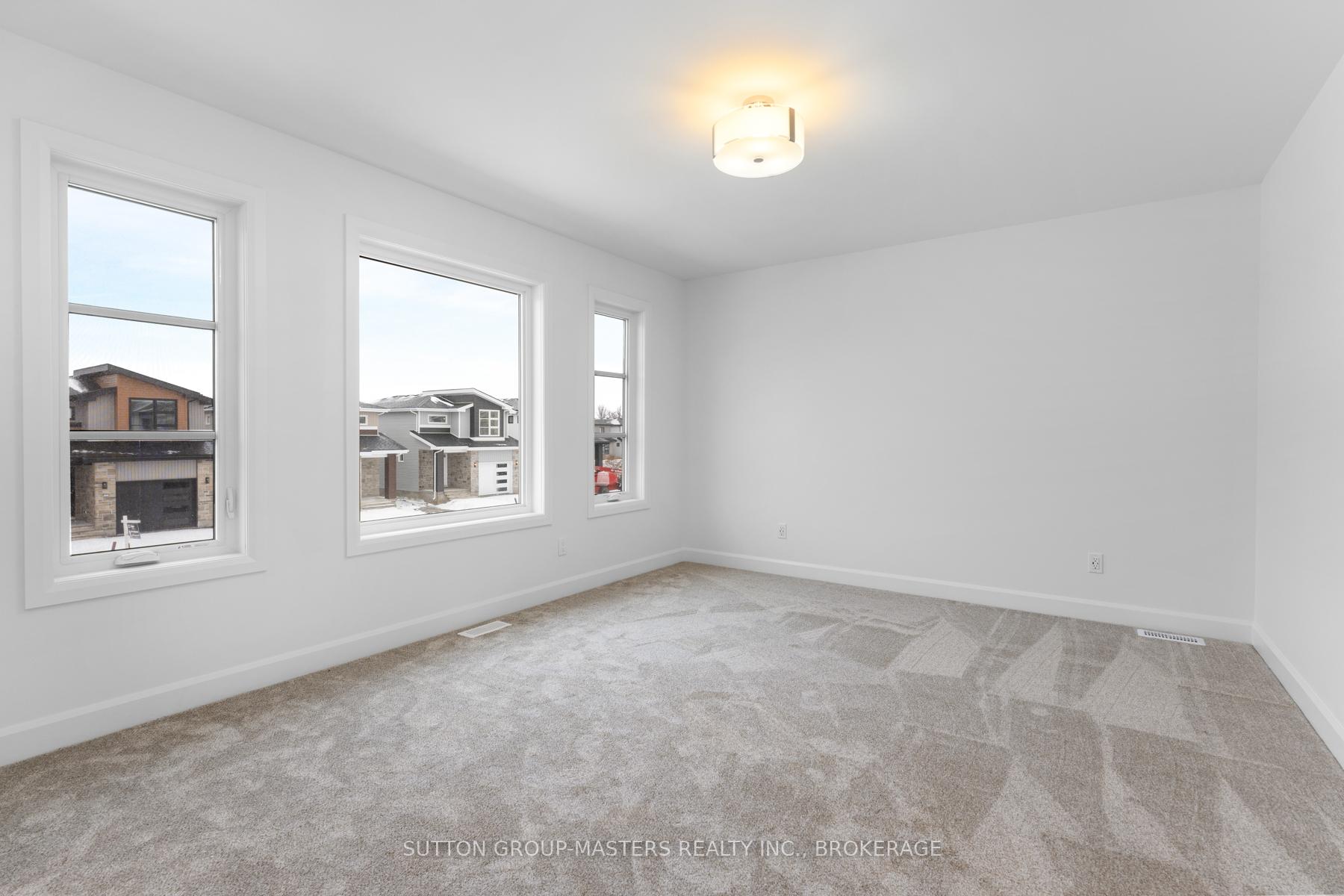 Photo 18 of 205 Superior Drive, Loyalist, Amherstview — HOMEH