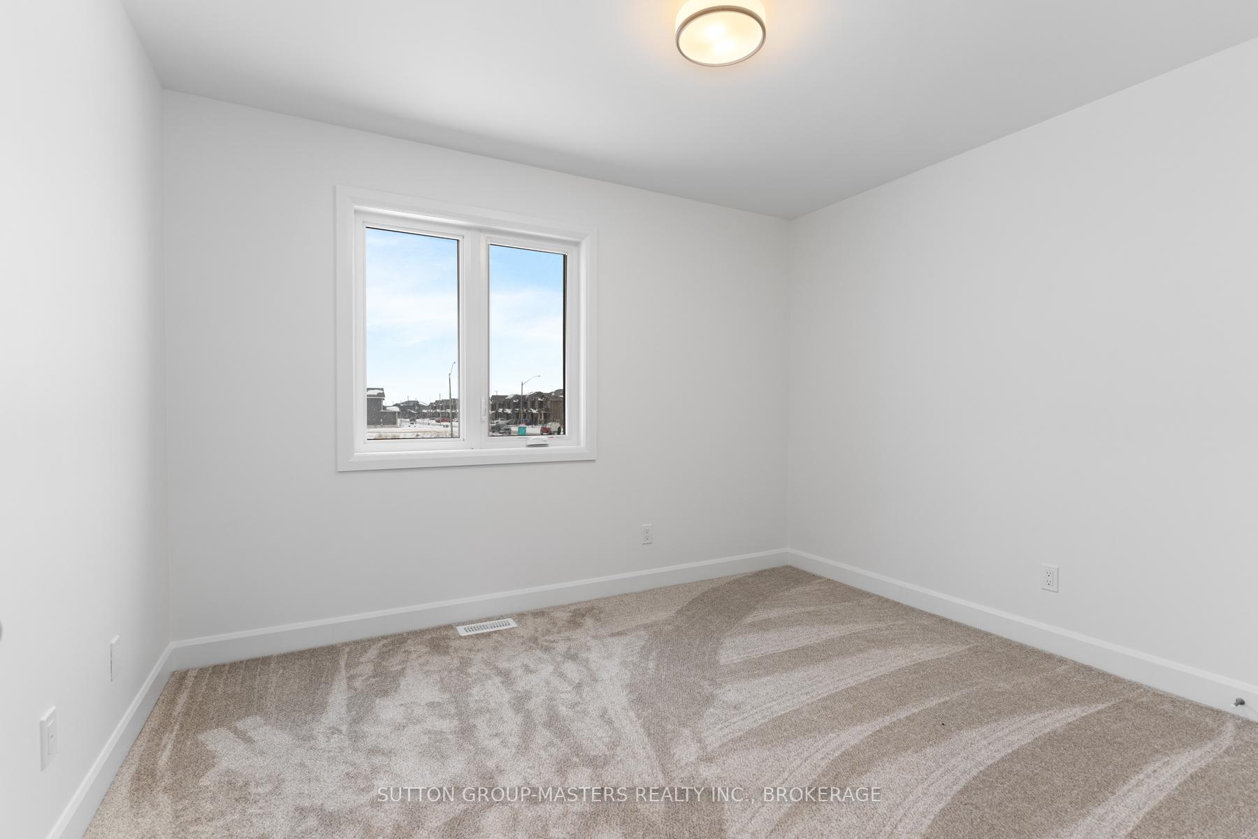 Photo 28 of 205 Superior Drive, Loyalist, Amherstview — HOMEH
