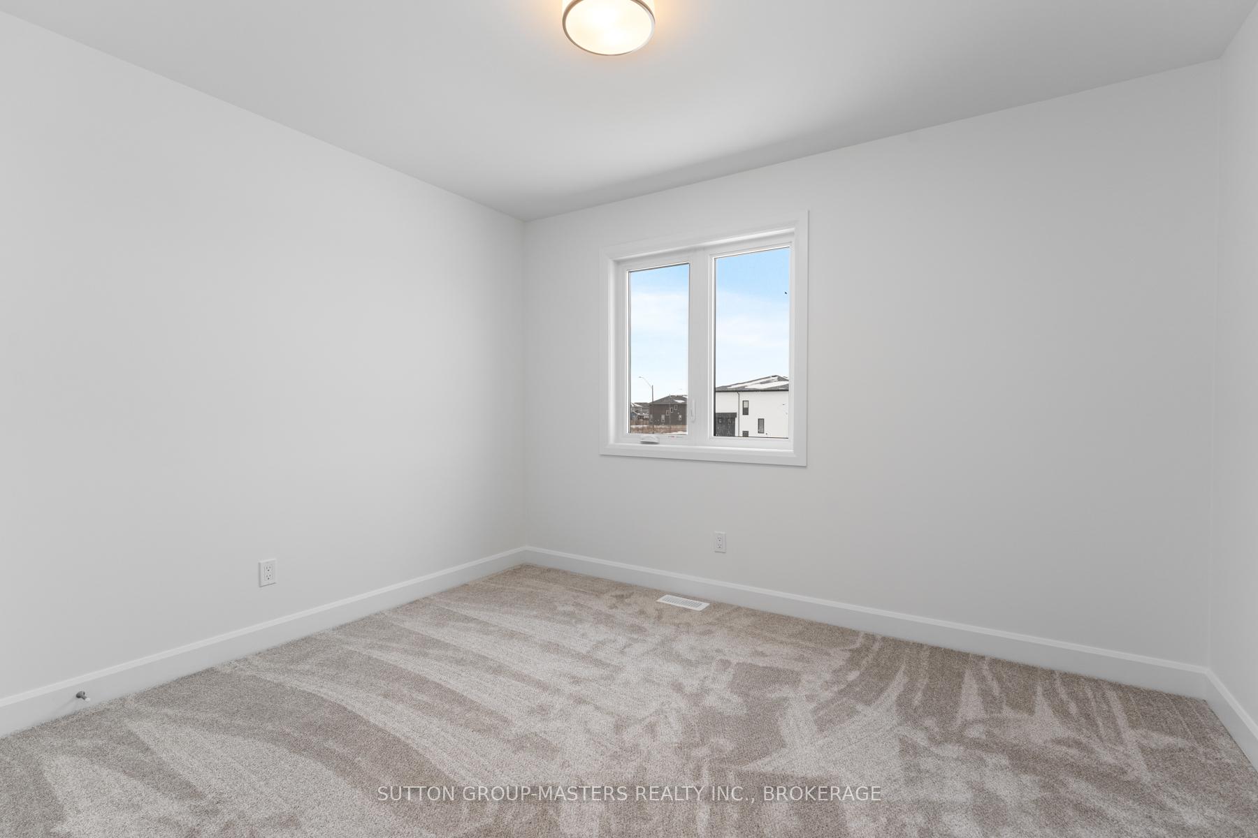 Photo 30 of 205 Superior Drive, Loyalist, Amherstview — HOMEH