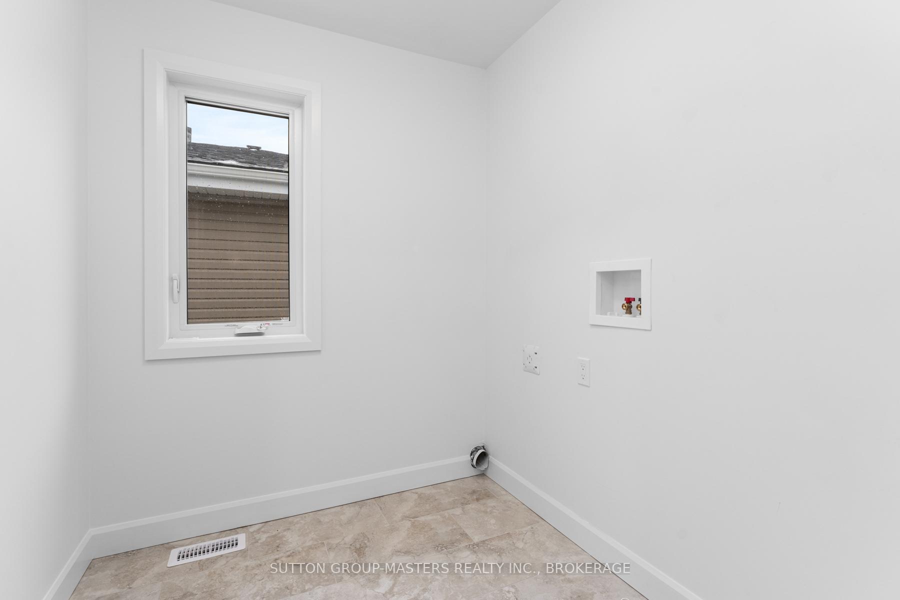 Photo 36 of 205 Superior Drive, Loyalist, Amherstview — HOMEH