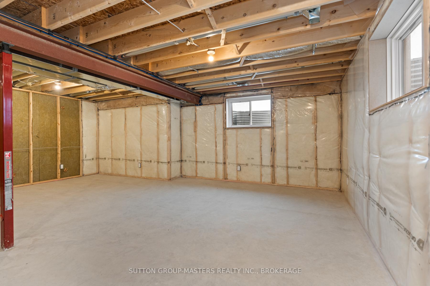Photo 39 of 205 Superior Drive, Loyalist, Amherstview — HOMEH
