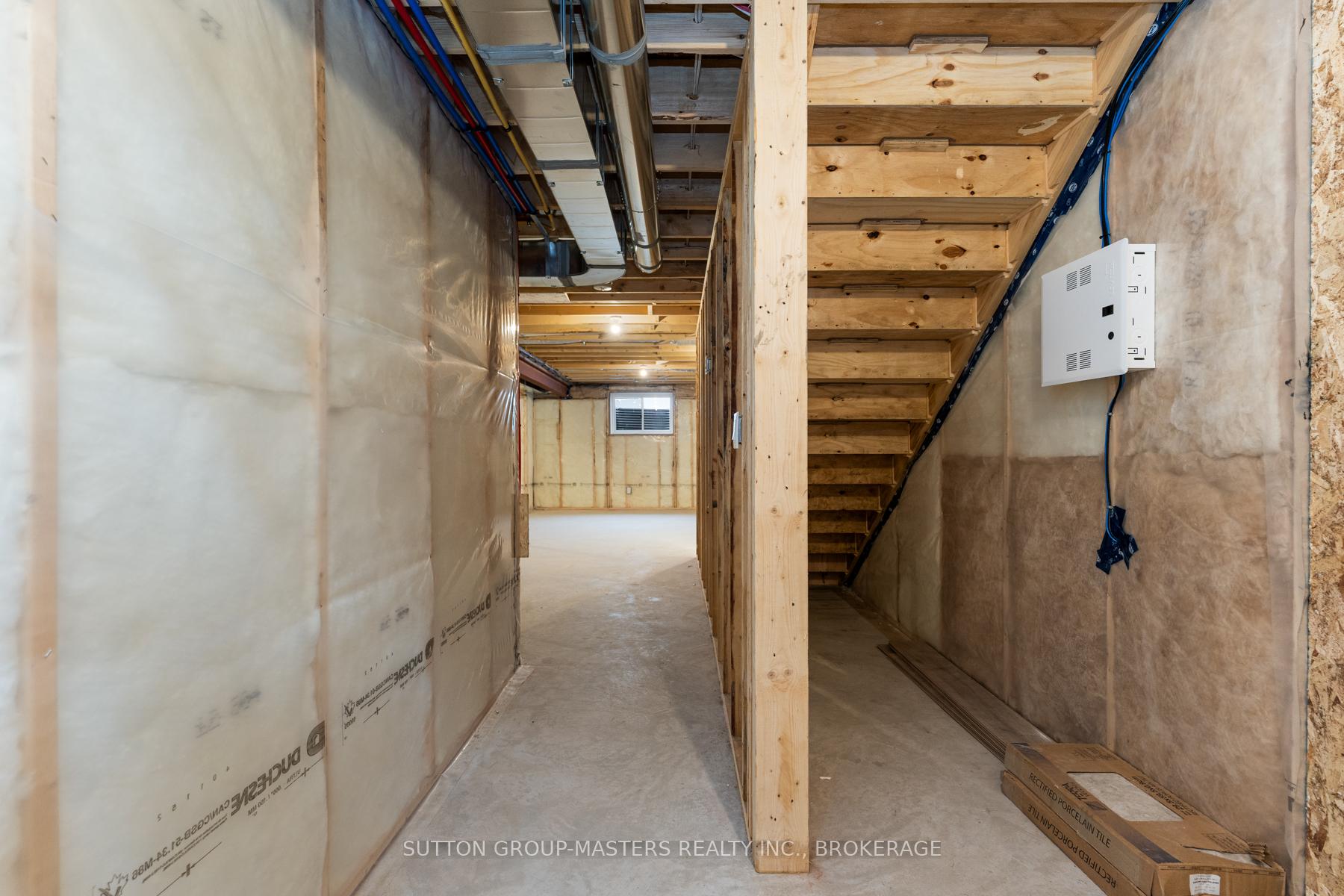 Photo 41 of 205 Superior Drive, Loyalist, Amherstview — HOMEH