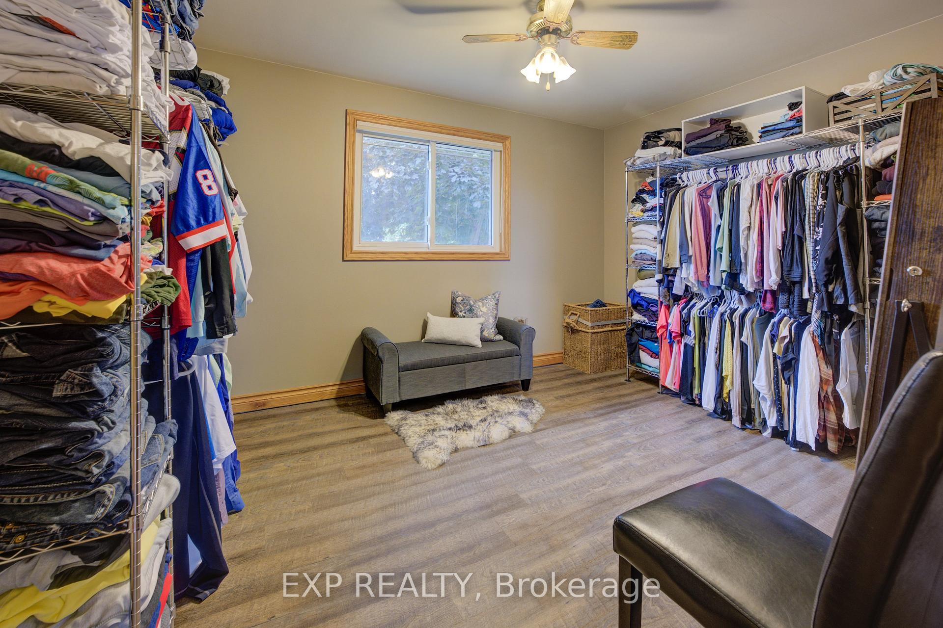 Photo 19 of 7998 Wellington Rd 7, Mapleton, Rural Mapleton — HOMEH