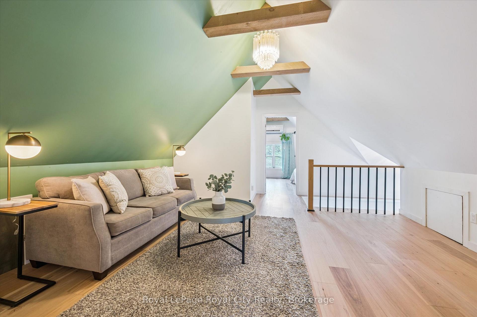Photo 31 of 37 Brock Street, Kitchener — HOMEH