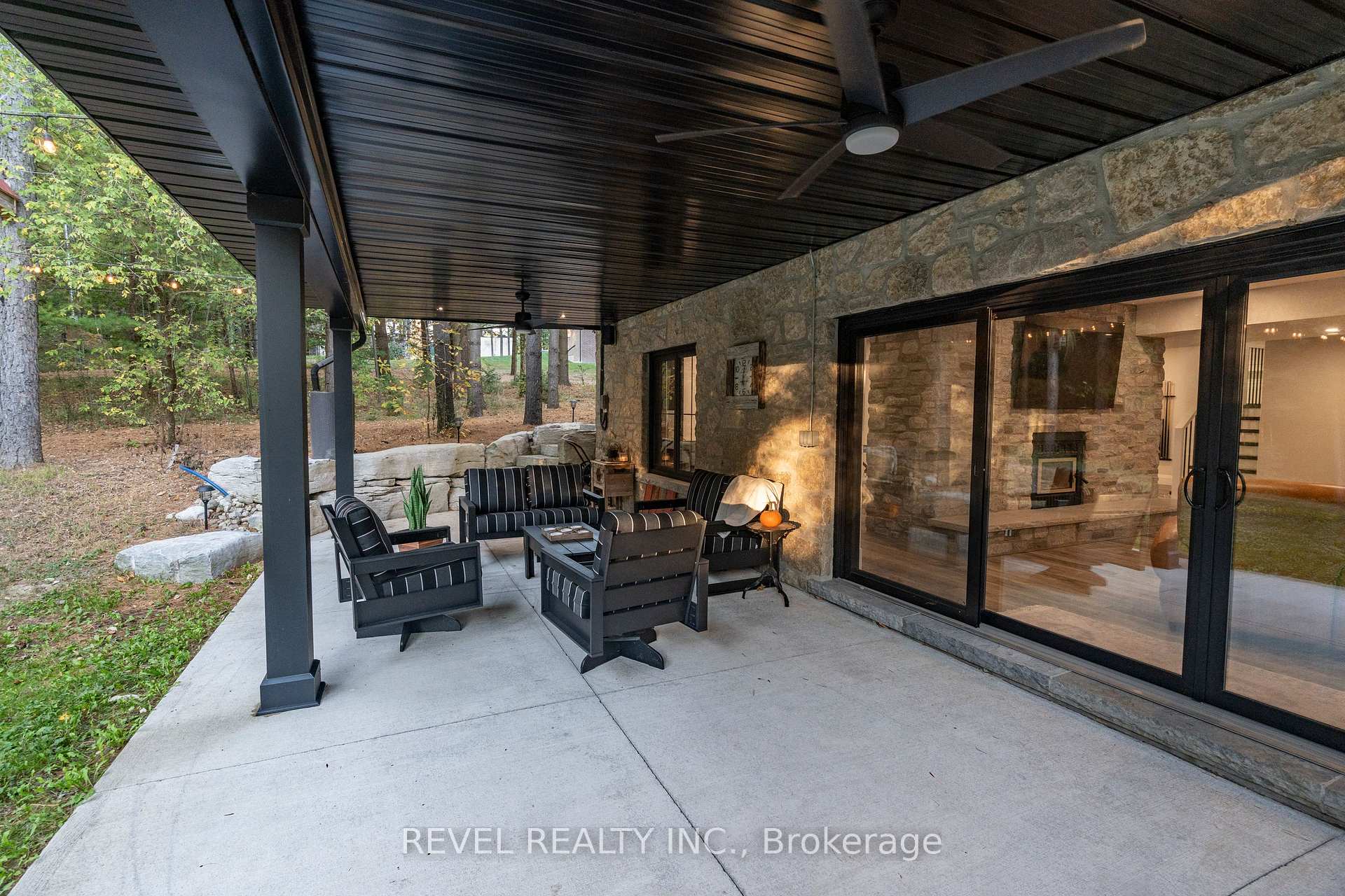 Photo 38 of 7404 Wellington Road 11, Mapleton, Rural Mapleton — HOMEH