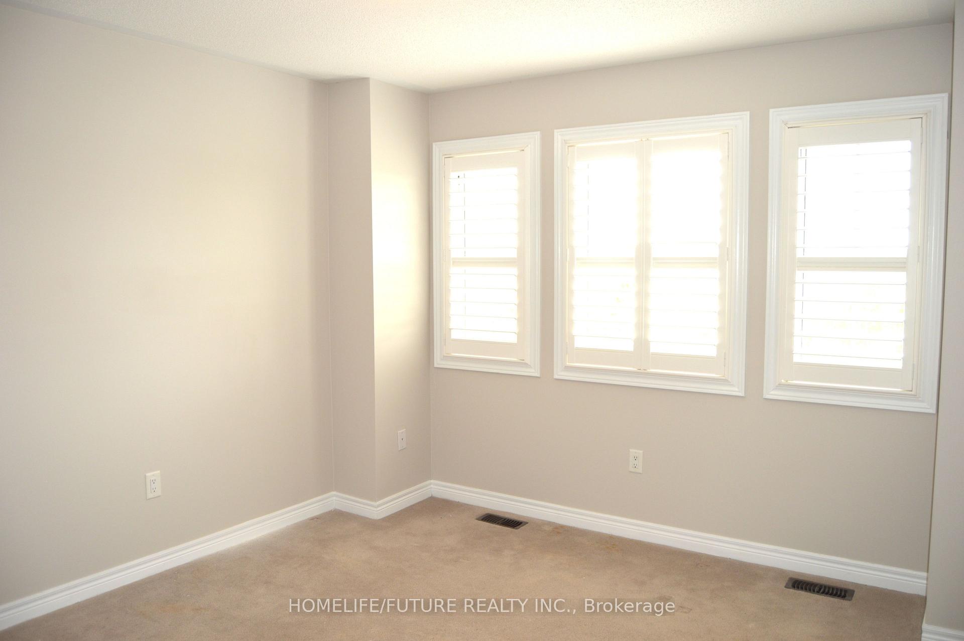Photo 9 of 30 Paper Birch Drive, Markham, Cornell — HOMEH