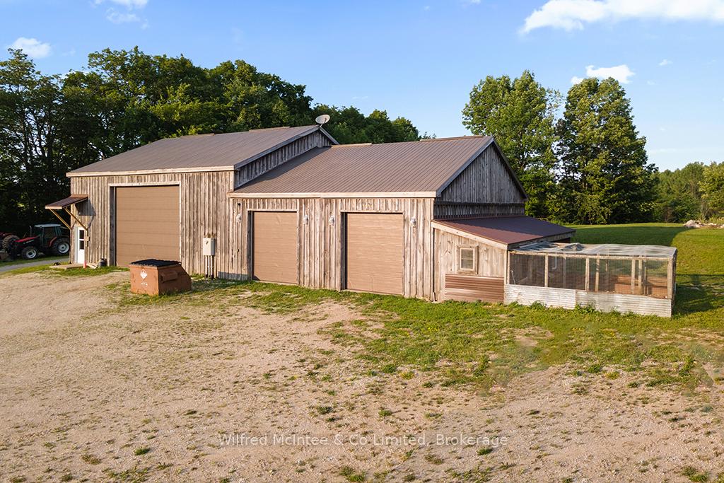 Photo 15 of 397461 Concession 10, Meaford — HOMEH