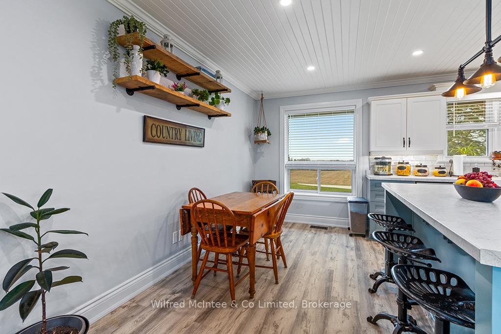 Photo 25 of 397461 Concession 10, Meaford — HOMEH