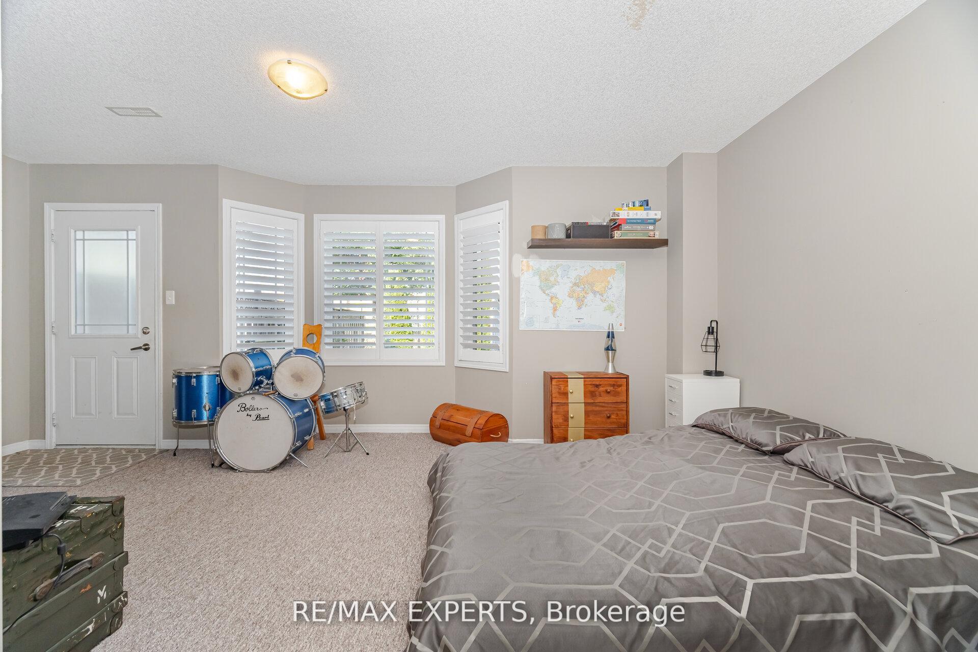 Photo 9 of 1311 Coleman Crescent, Innisfil, Alcona — HOMEH