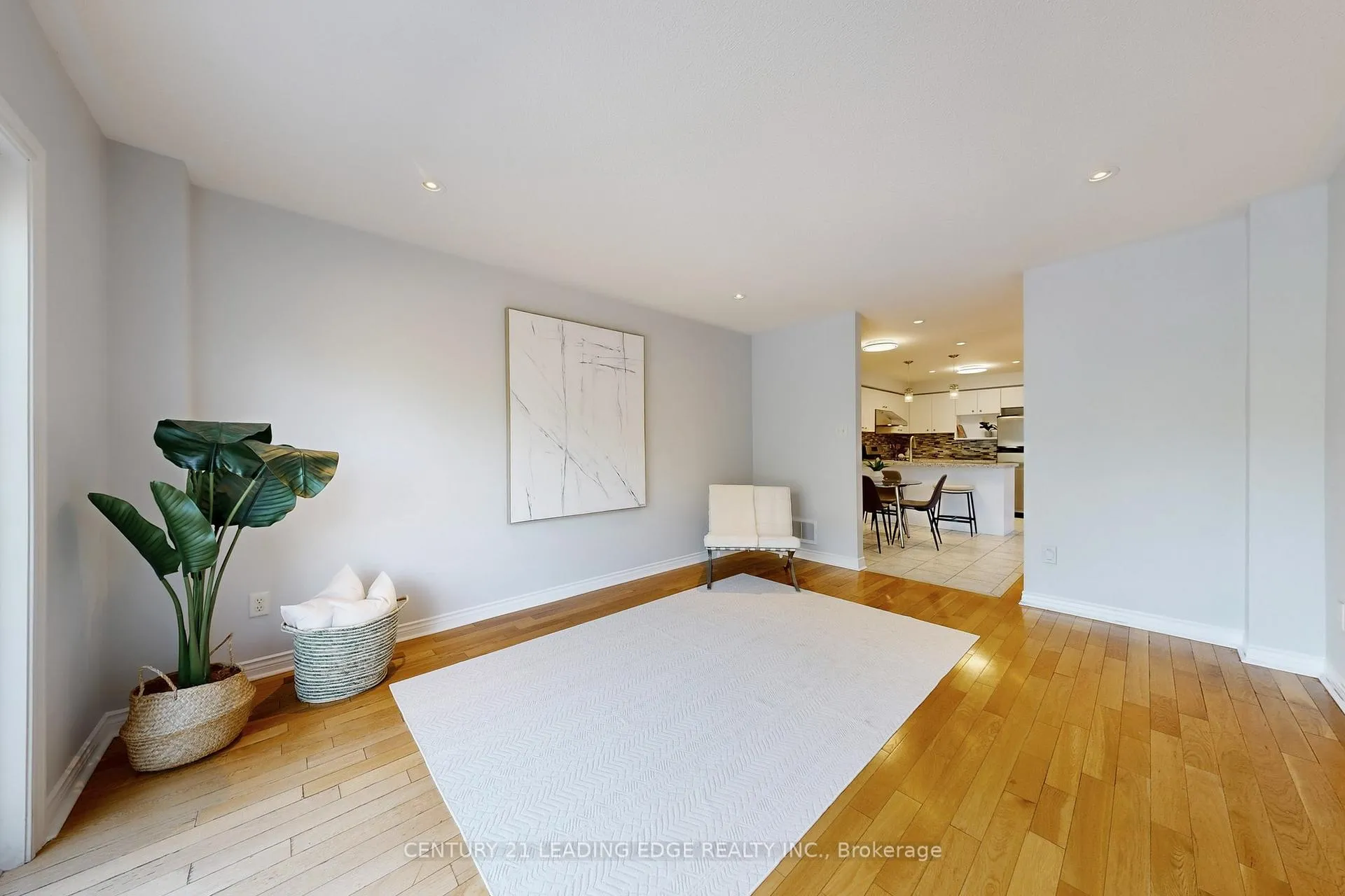 Photo 3 of 58 Redkey Drive, Markham, Milliken Mills East — HOMEH