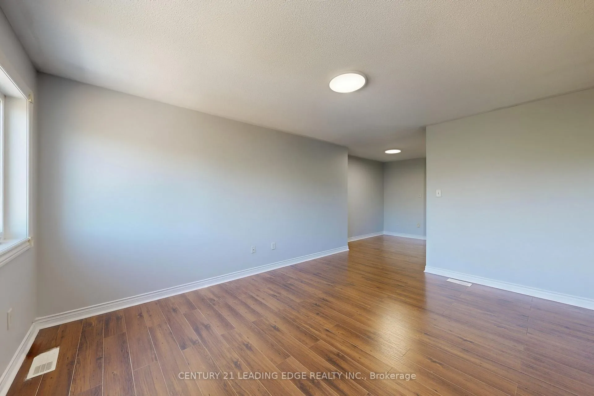 Photo 17 of 58 Redkey Drive, Markham, Milliken Mills East — HOMEH